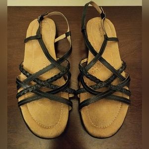 G.H. Bass Sandals Size 8